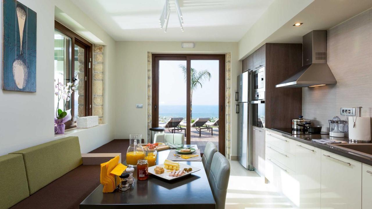 Villa Emilia I Luxury, Amazing Seaview, Next To The Town Kissamos Luaran gambar